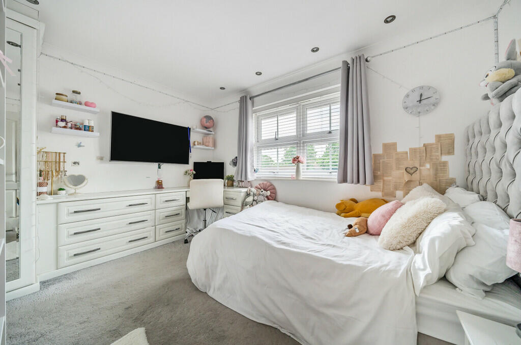 Additional property image - Marrabon Close, Sidcup, DA15 9EF