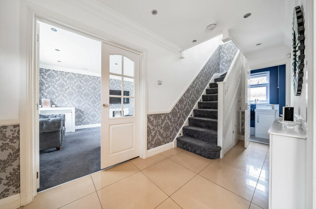 Additional property image - Marrabon Close, Sidcup, DA15 9EF