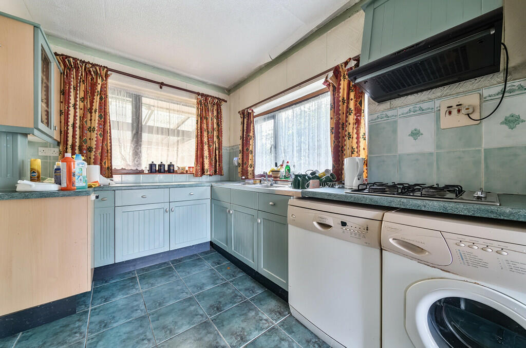 Additional property image - Willersley Avenue, Sidcup, DA15 9EW