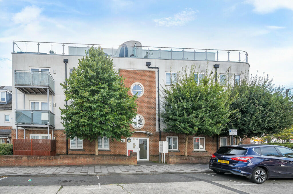 Main image of property: Craybrooke Road, Sidcup, DA14 4HL