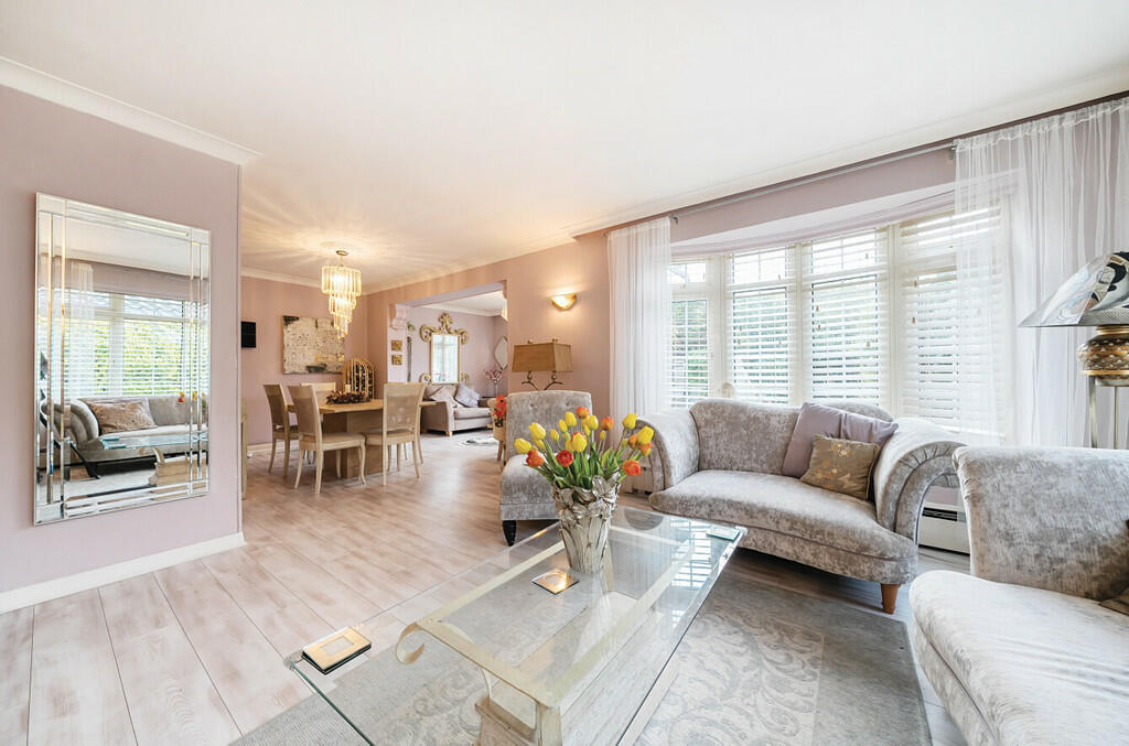 Additional property image - Oakley Park, Bexley, DA5 3EG
