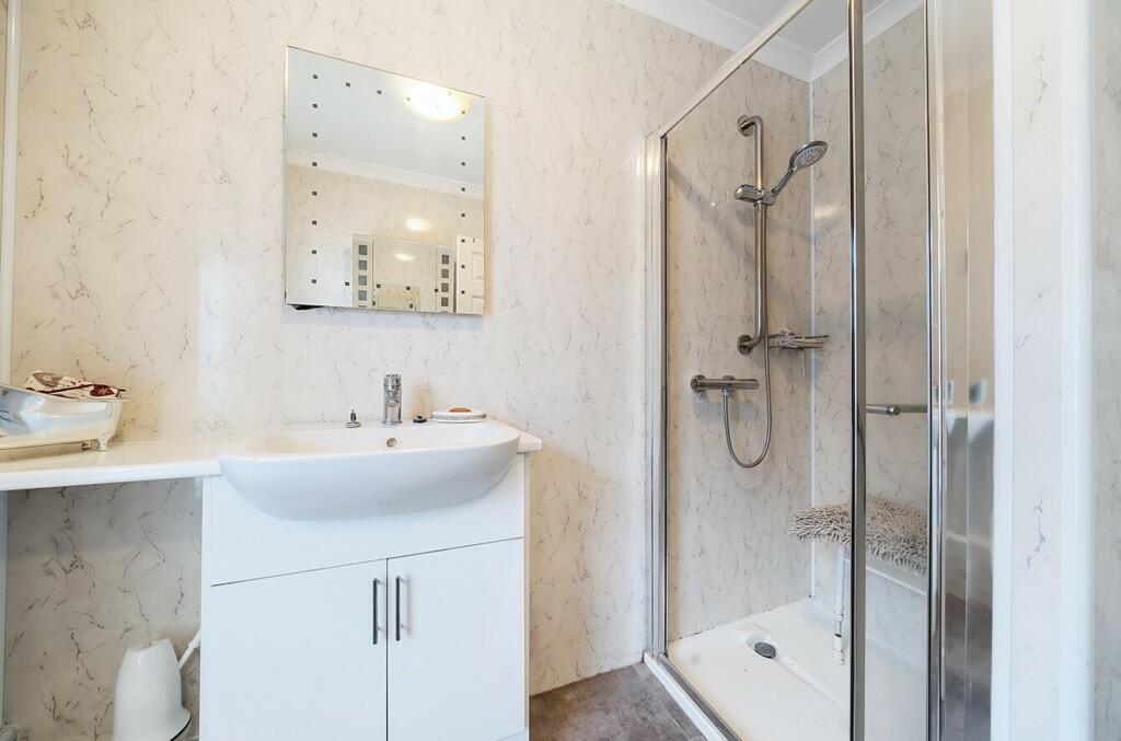 Additional property image - Oakley Park, Bexley, DA5 3EG