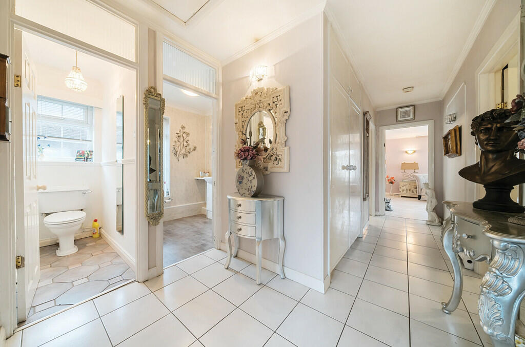 Additional property image - Oakley Park, Bexley, DA5 3EG