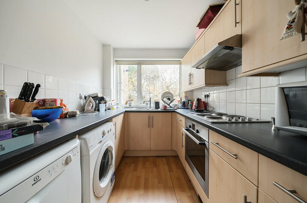 Additional property image - Chislehurst Road, Sidcup, DA14 6BN