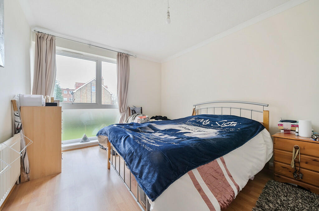Additional property image - Chislehurst Road, Sidcup, DA14 6BN