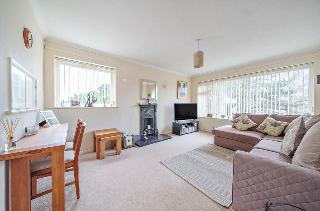 Additional property image - Hurst Road, Sidcup, DA15 9AB