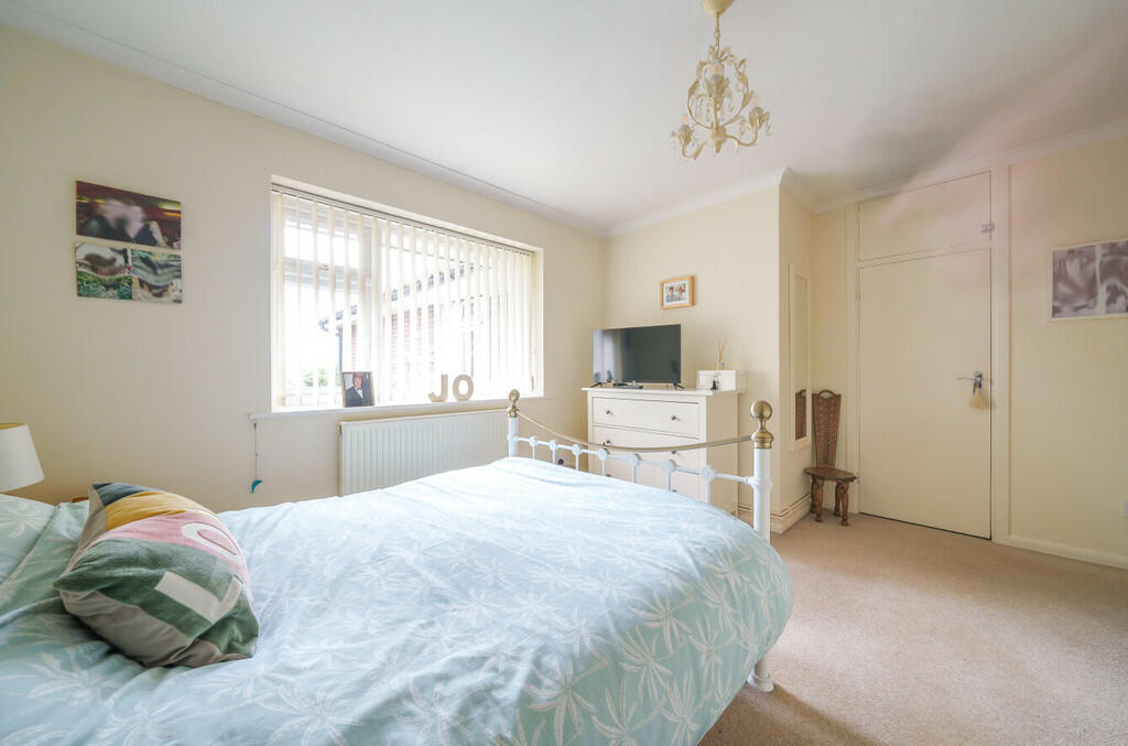 Additional property image - Hurst Road, Sidcup, DA15 9AB