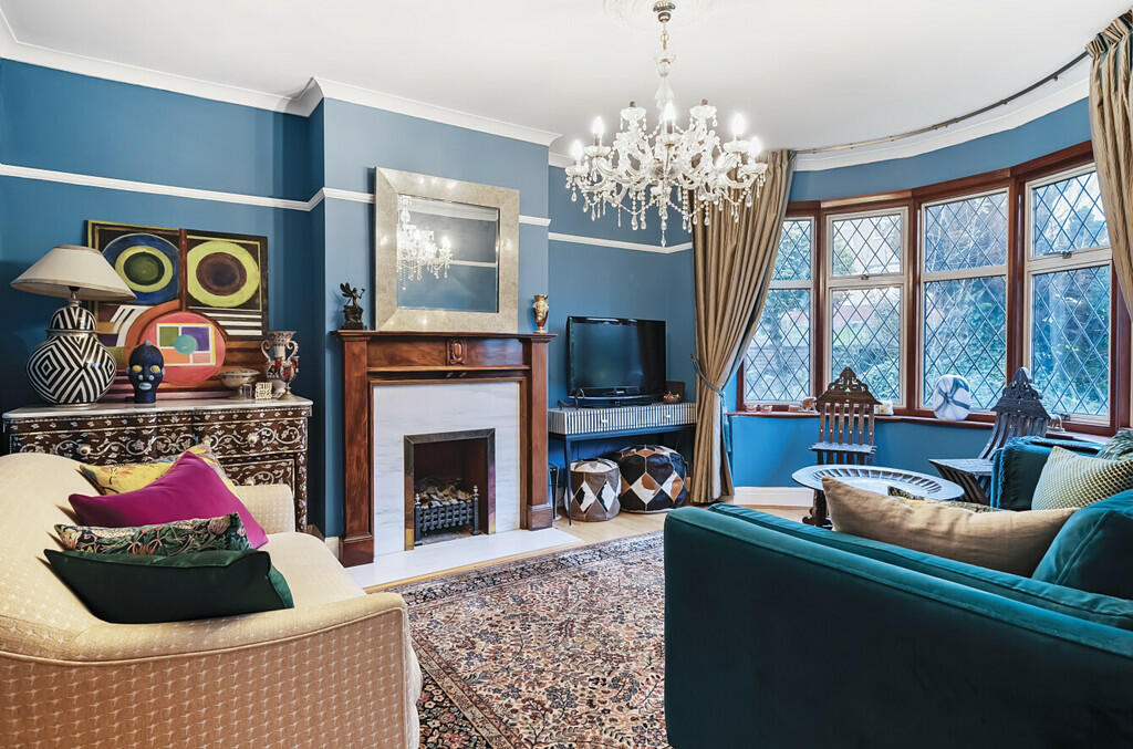 Additional property image - Collindale Avenue, Sidcup, DA15 9DN