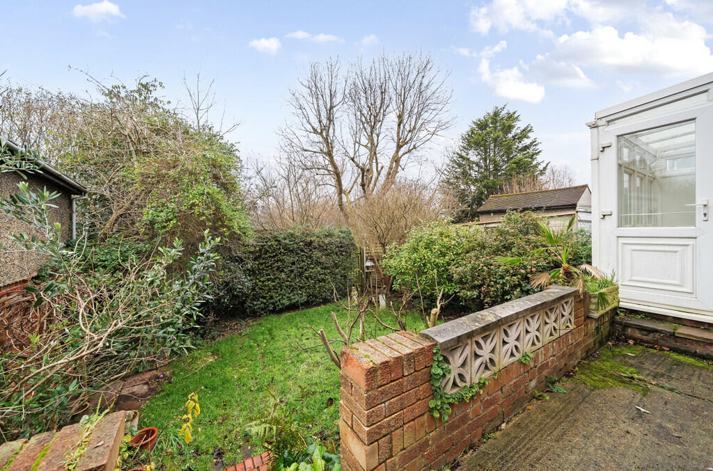 Additional property image - Collindale Avenue, Sidcup, DA15 9DN
