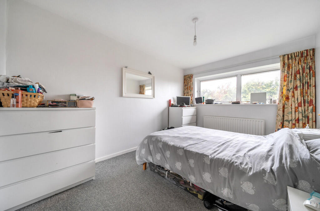 Additional property image - Maiden Erlegh Avenue, Bexley, DA5 3PD