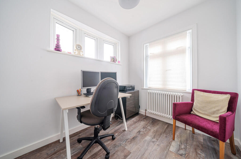 Additional property image - Old Farm Avenue, Sidcup, DA15 8AD