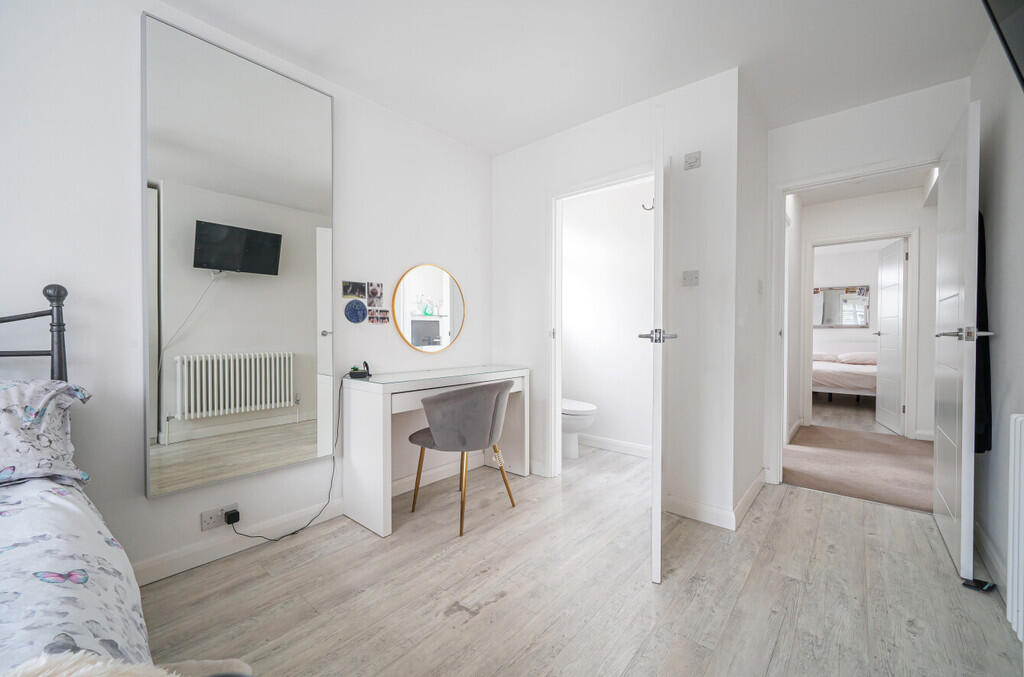 Additional property image - Old Farm Avenue, Sidcup, DA15 8AD