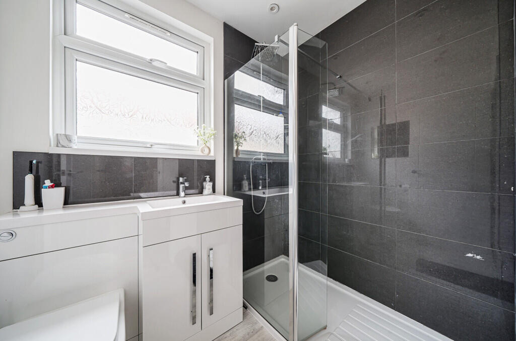 Additional property image - Old Farm Avenue, Sidcup, DA15 8AD