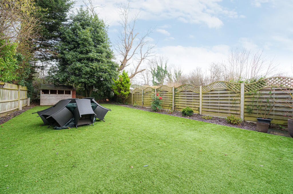 Additional property image - Old Farm Avenue, Sidcup, DA15 8AD