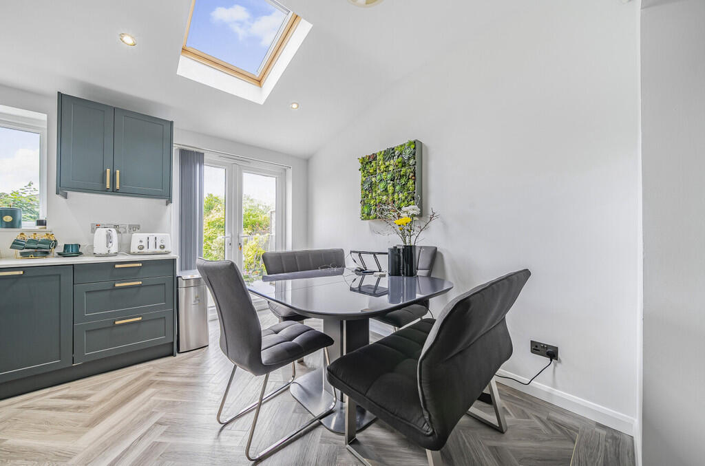 Additional property image - Cathcart Drive, Orpington, BR6 8BU