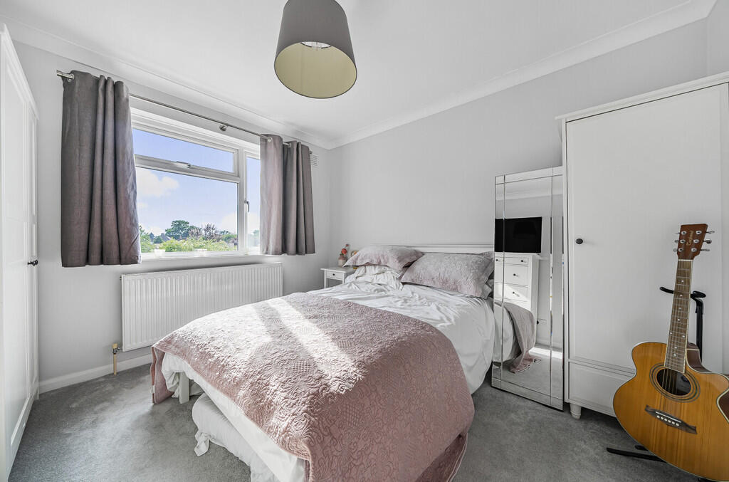 Additional property image - Cathcart Drive, Orpington, BR6 8BU