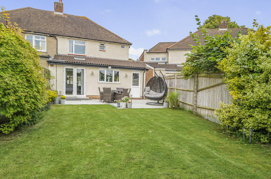 Additional property image - Cathcart Drive, Orpington, BR6 8BU
