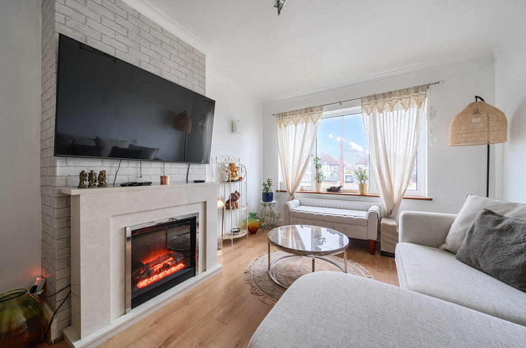 Additional property image - Woodside Lane, Bexley, Kent, DA5 1EY