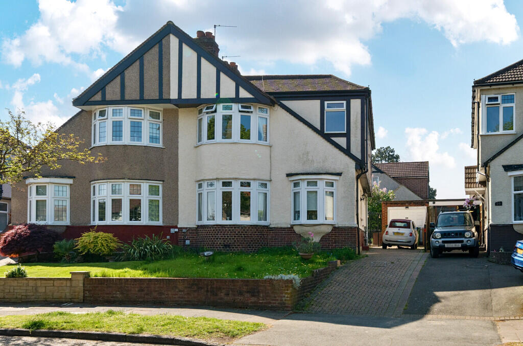 Main image of property: Collindale Avenue, Sidcup, DA15 9DW