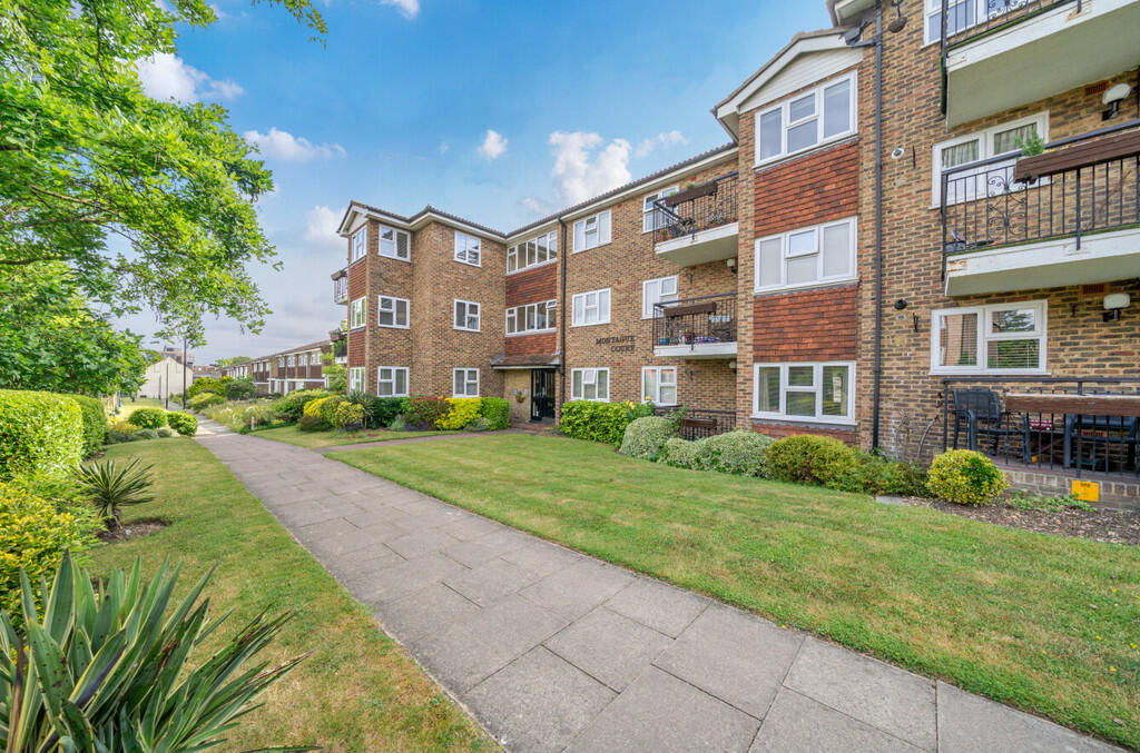 Main image of property: Station Road, Sidcup, DA15 7DA