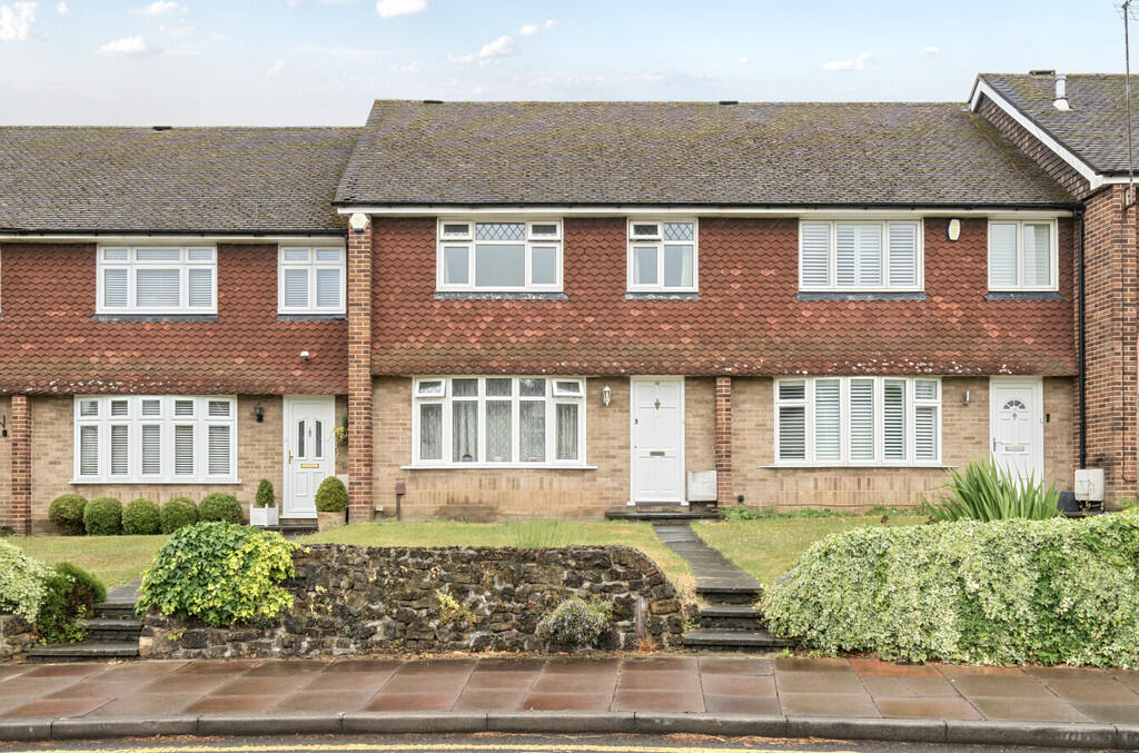 Main image of property: Birchwood Avenue, Sidcup, DA14 4JU