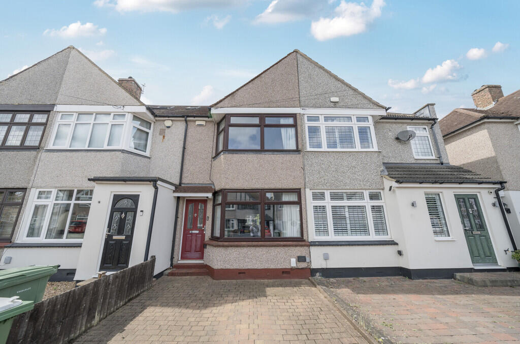 Main image of property: Penshurst Avenue, Sidcup, DA15 9EZ