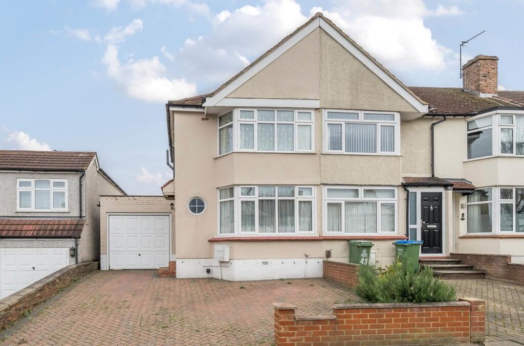 Main image of property: Harcourt Avenue, Sidcup, DA15 9LL