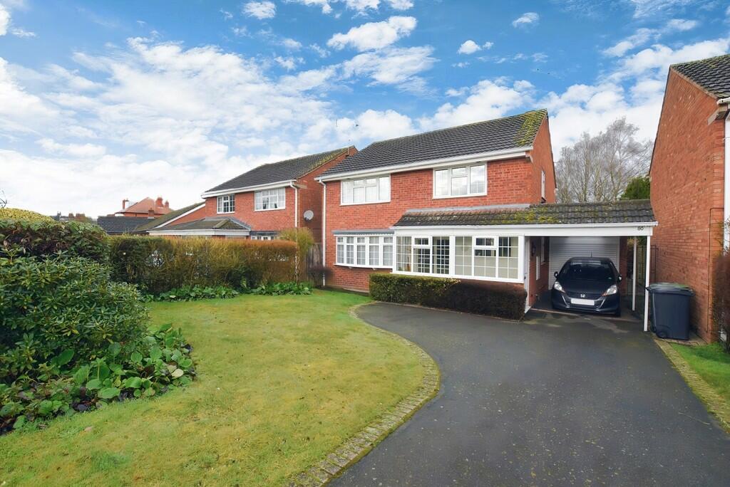 4 bedroom detached house for sale in Rowan Road, Market Drayton, TF9
