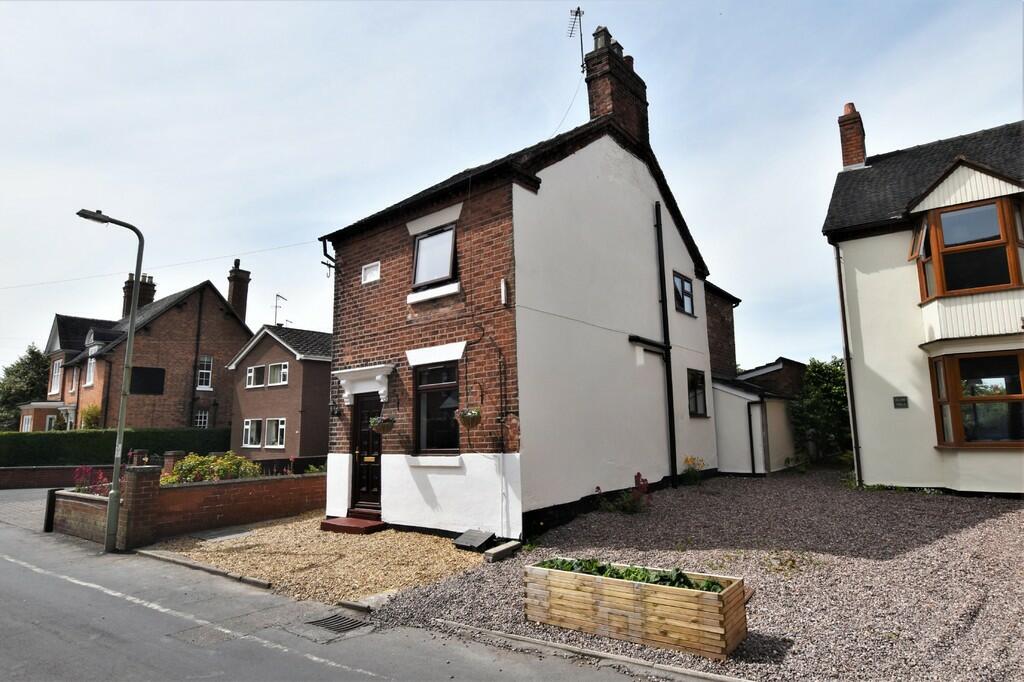 3 bedroom detached house for sale in Clive Road, Market Drayton, TF9