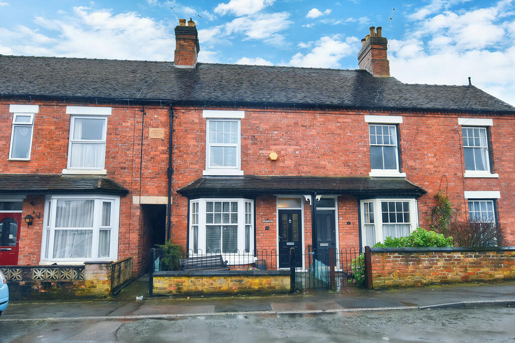 2 bedroom terraced house for sale in Longslow Road, Market Drayton, TF9