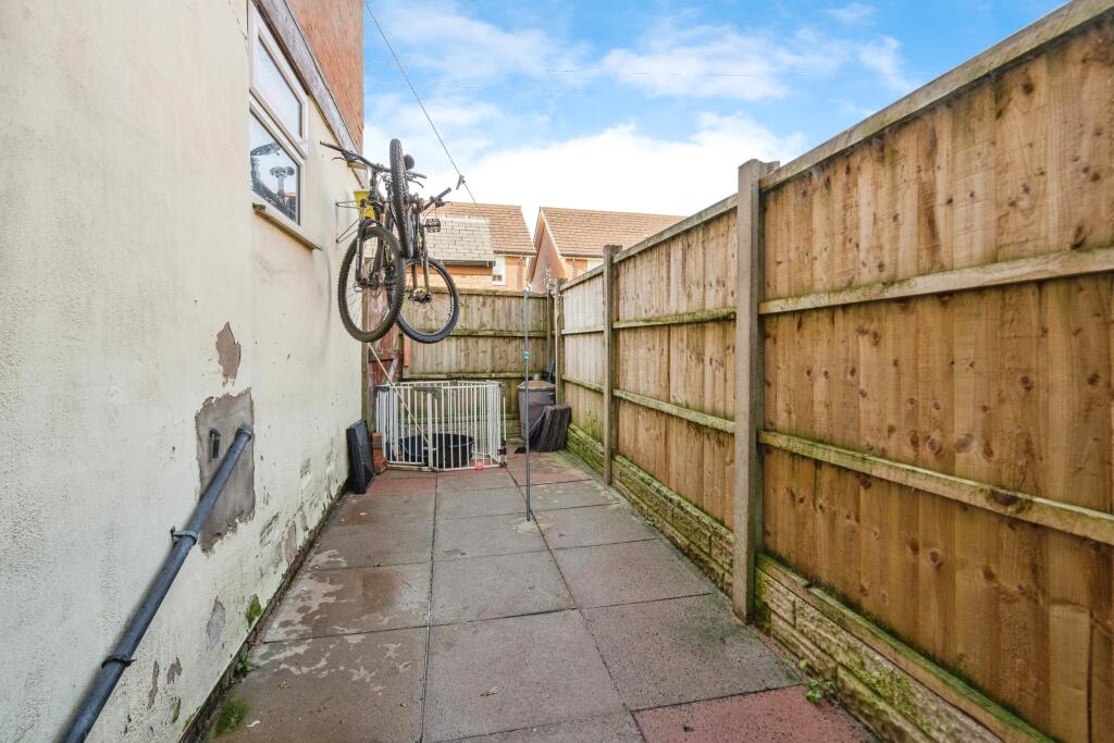 Additional property image - Leigh Road, Westhoughton, Bolton, Greater Manchester, BL5