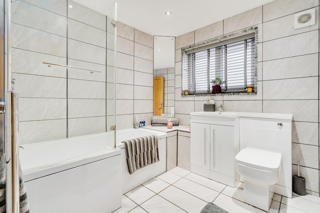 Additional property image - Green Meadows, Westhoughton, Bolton, Greater Manchester, BL5