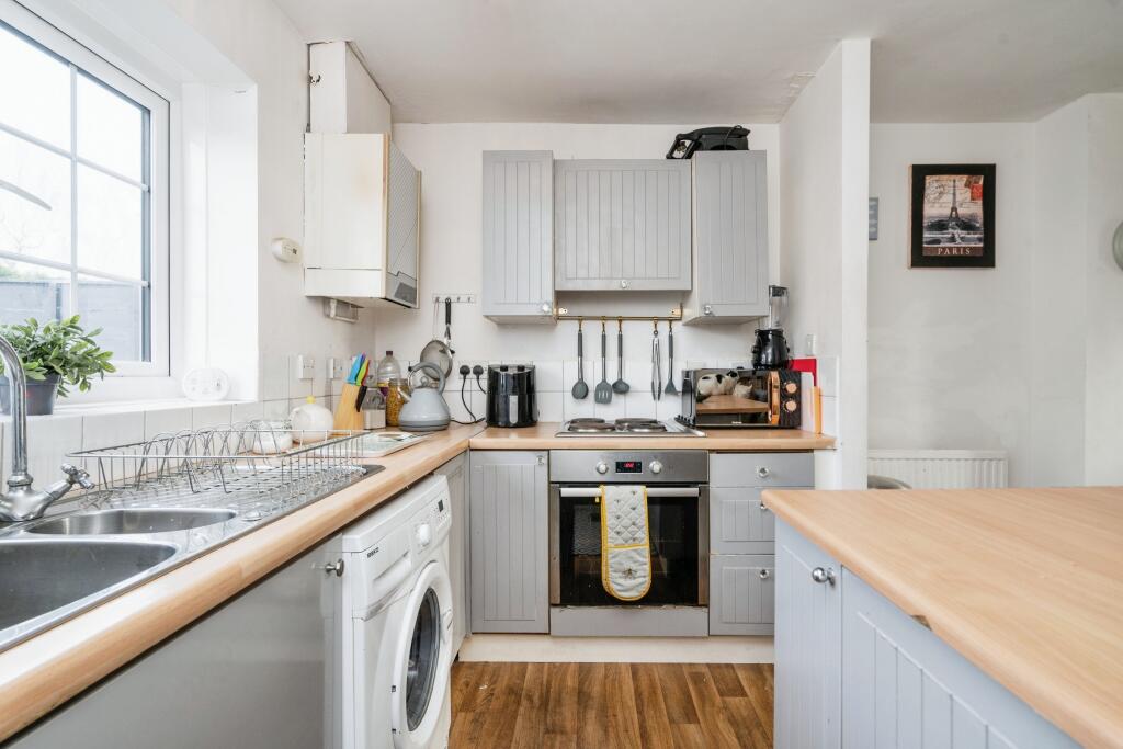 Additional property image - The Pewfist Spinney, Westhoughton, Bolton, Greater Manchester, BL5