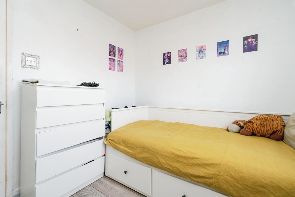 Additional property image - The Pewfist Spinney, Westhoughton, Bolton, Greater Manchester, BL5