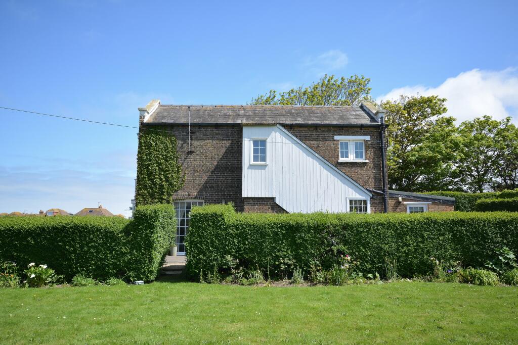 Additional property image - Old Boundary Road, Westgate-On-Sea