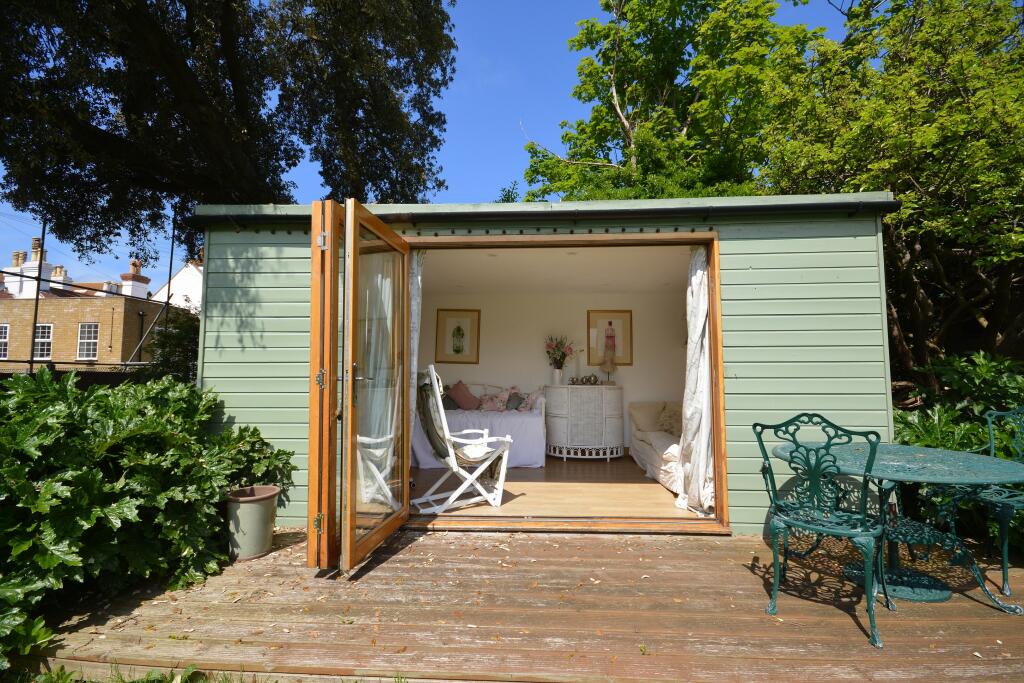 Additional property image - Old Boundary Road, Westgate-On-Sea