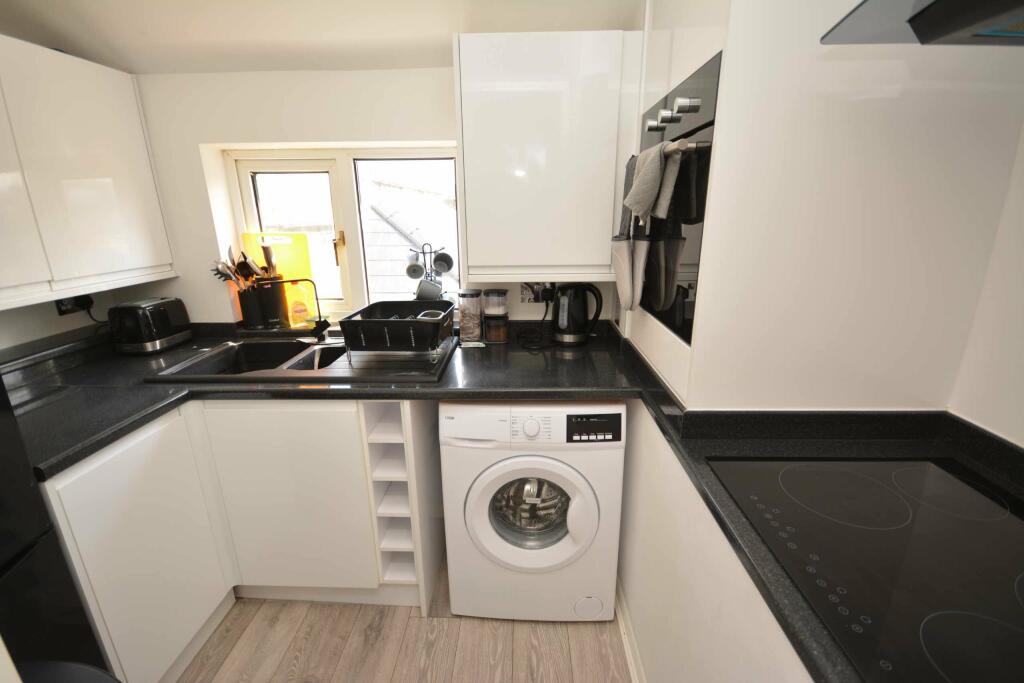 Additional property image - Lewis Crescent, Margate