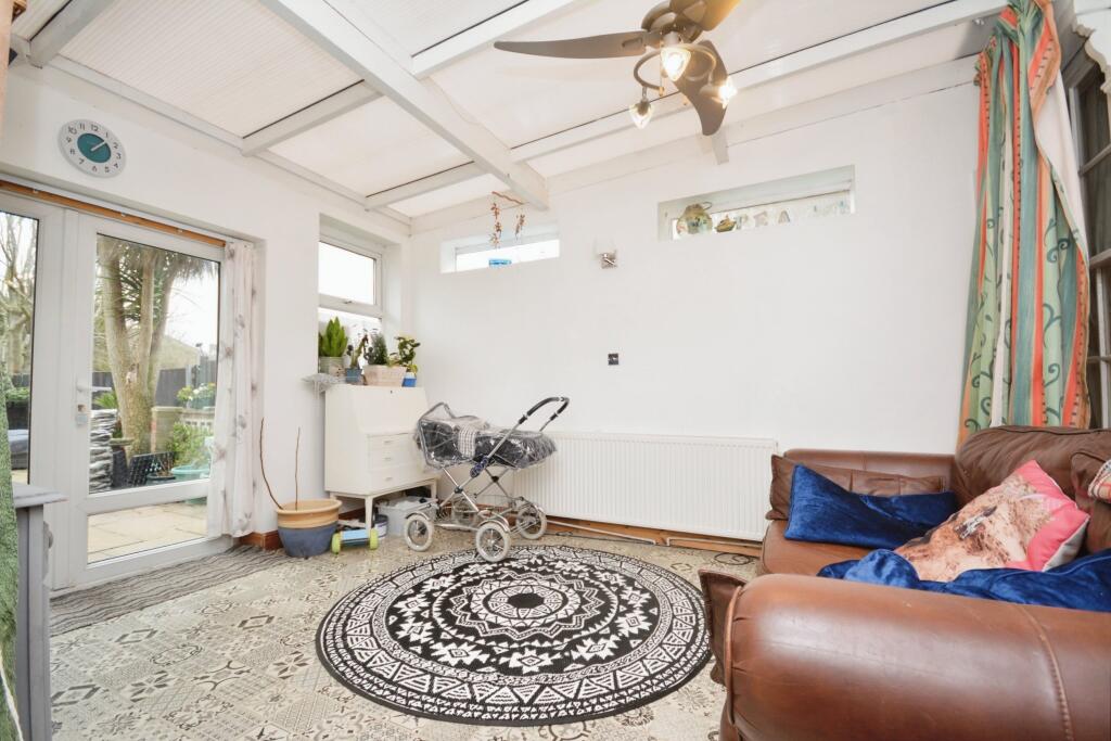 Additional property image - Cliftonville Avenue, Margate