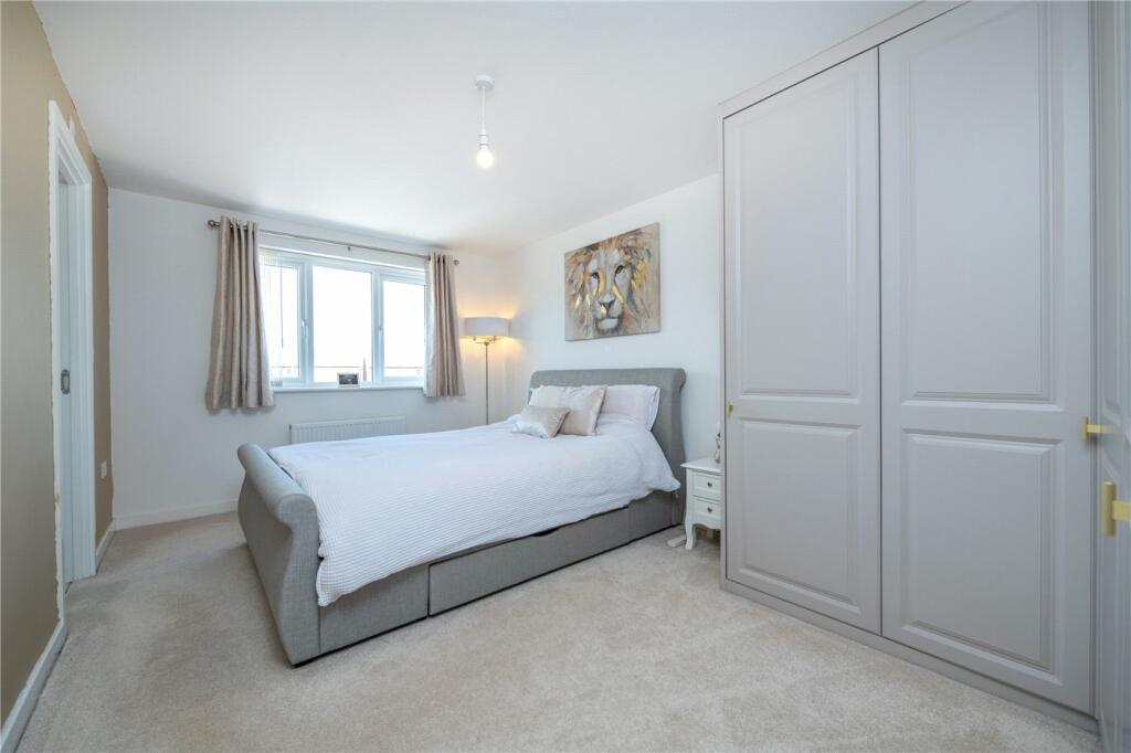 5 bedroom detached house for sale in Whittle Road, Holdingham, Sleaford