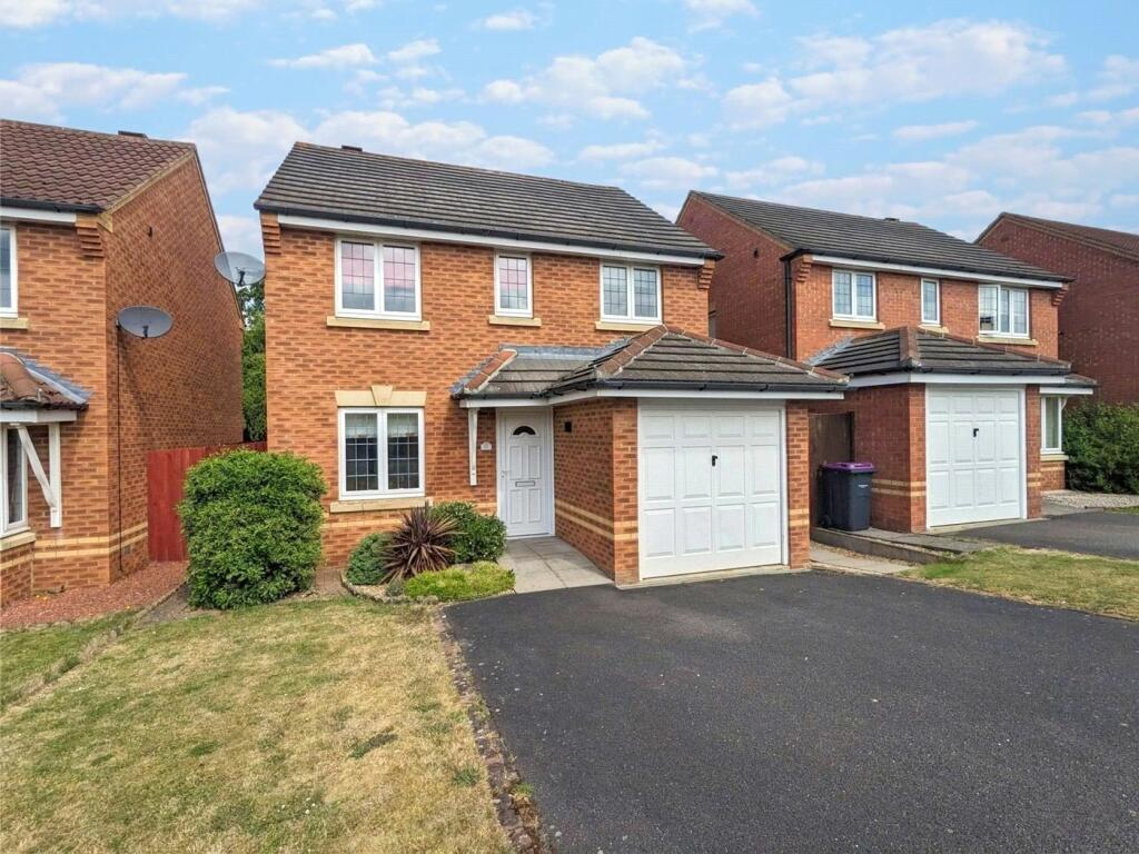 3 bedroom detached house for sale in Sheldrake Road, Sleaford