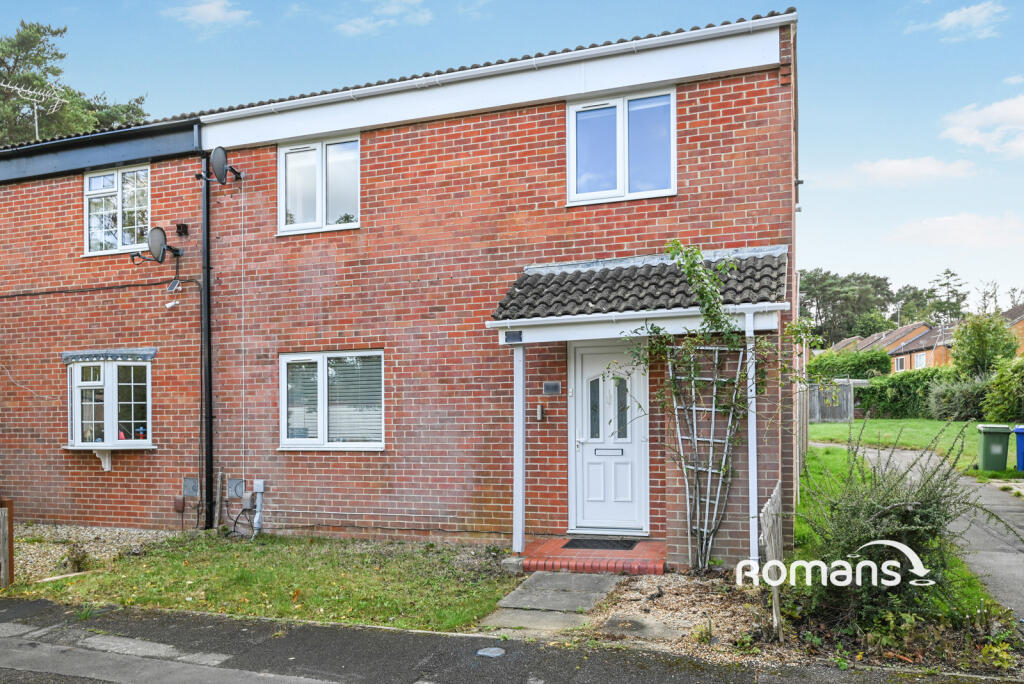 Main image of property: Oakdale, Bracknell, Berkshire, RG12