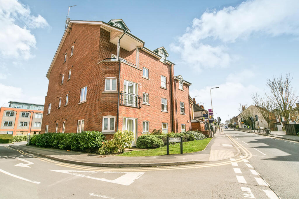 Main image of property: Basildon House, Iliffe Close, Reading, RG1