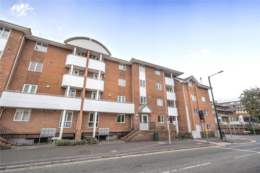 Main image of property: Queens Road, Reading, Berkshire, RG1