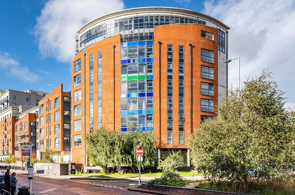 Main image of property: Kennet Street, Reading, RG1