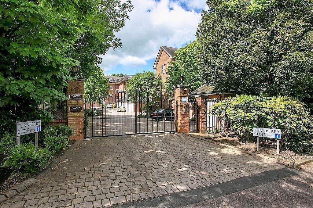 Main image of property: Turnberry Close, Hendon, NW4