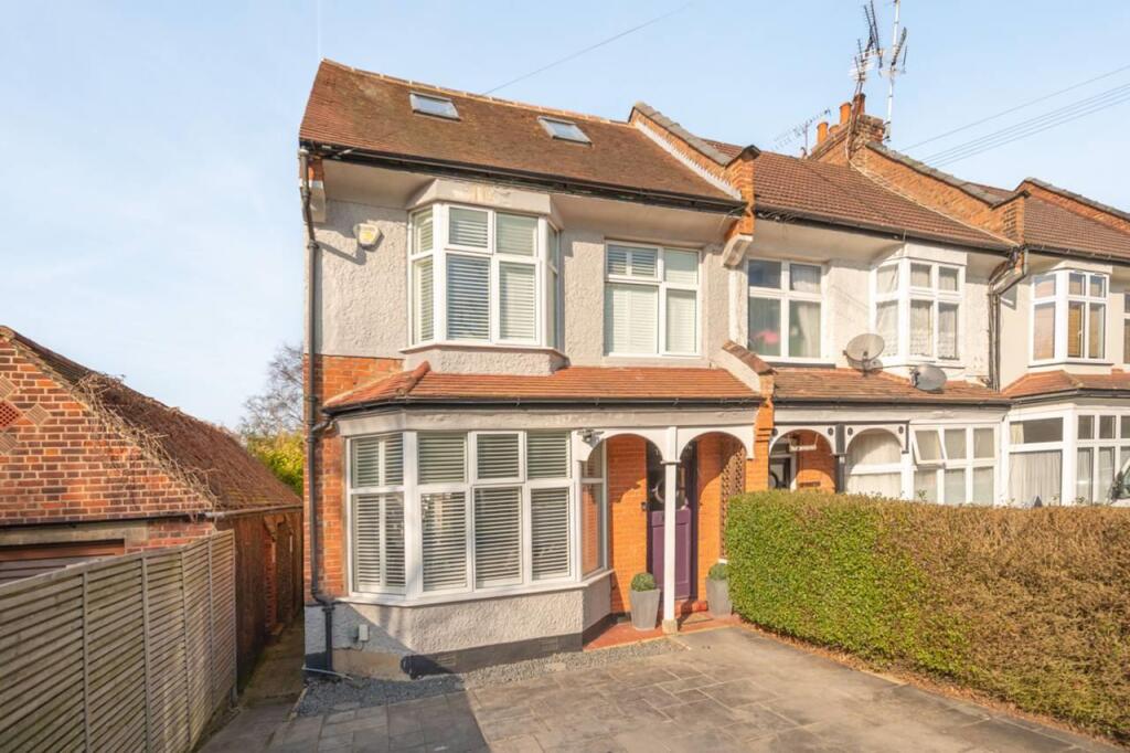 Main image of property: Hammers Lane, Mill Hill, NW7