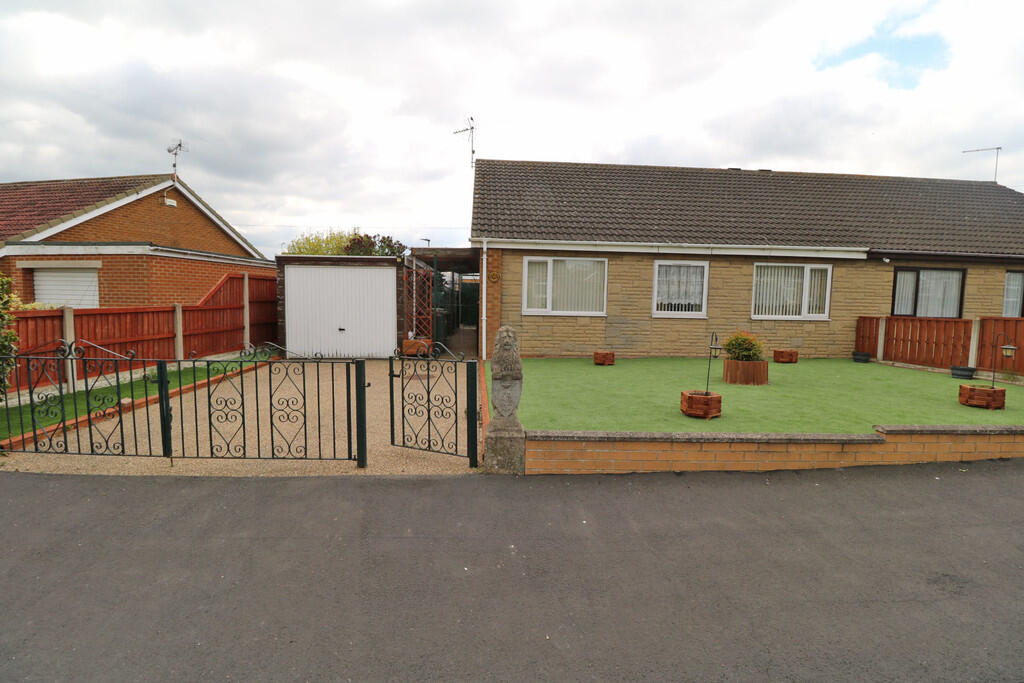 Main image of property: Lindsey Court, Epworth