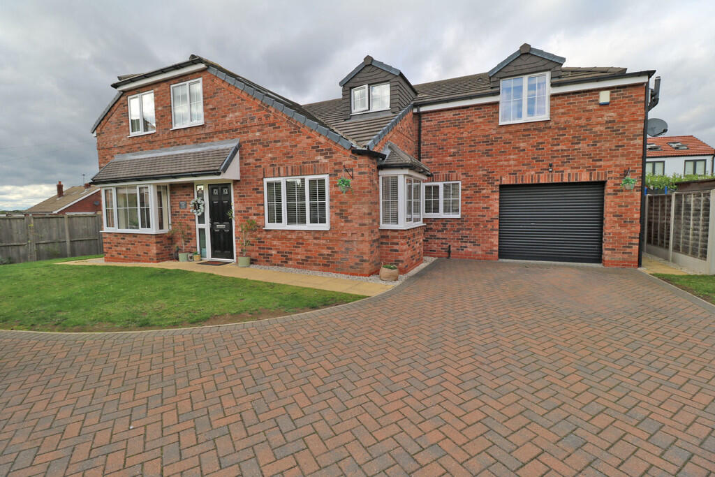 Main image of property: Cross Street, Crowle