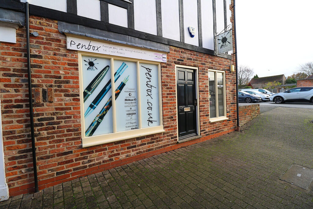 Main image of property: Fountain Court, Epworth