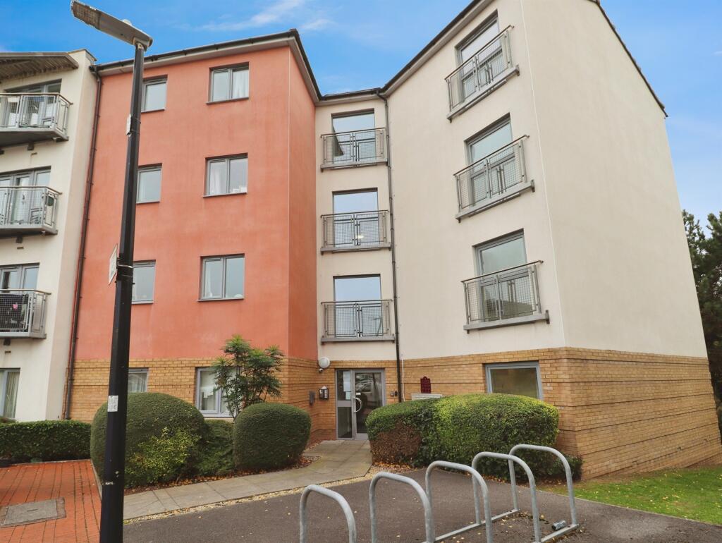 Main image of property: Rhodfa'r Gwagenni, BARRY